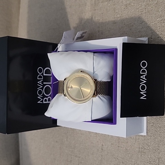 NWT!!! Gold Ladies Movado Bold - Picture 7 of 11